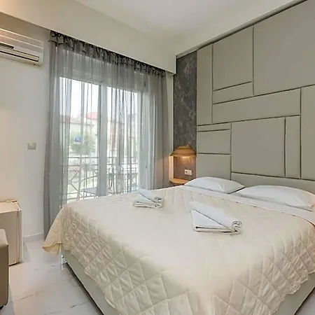 Hotel George 2*